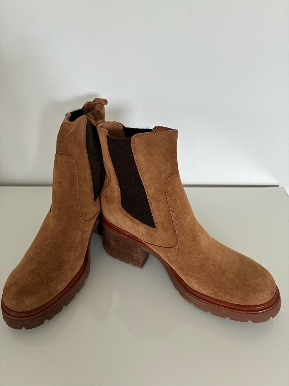 Sofft Jordie Chelsea Boots Women’s US Size 11 NWOB